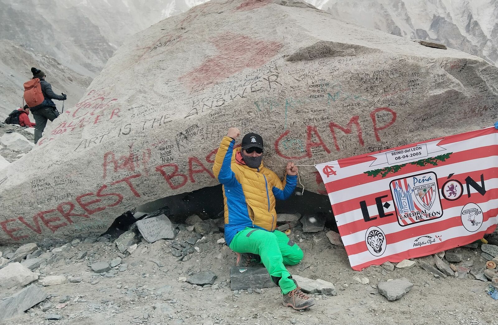 Arsenio de Amorín en el campo base del Everest. | L.N.C.