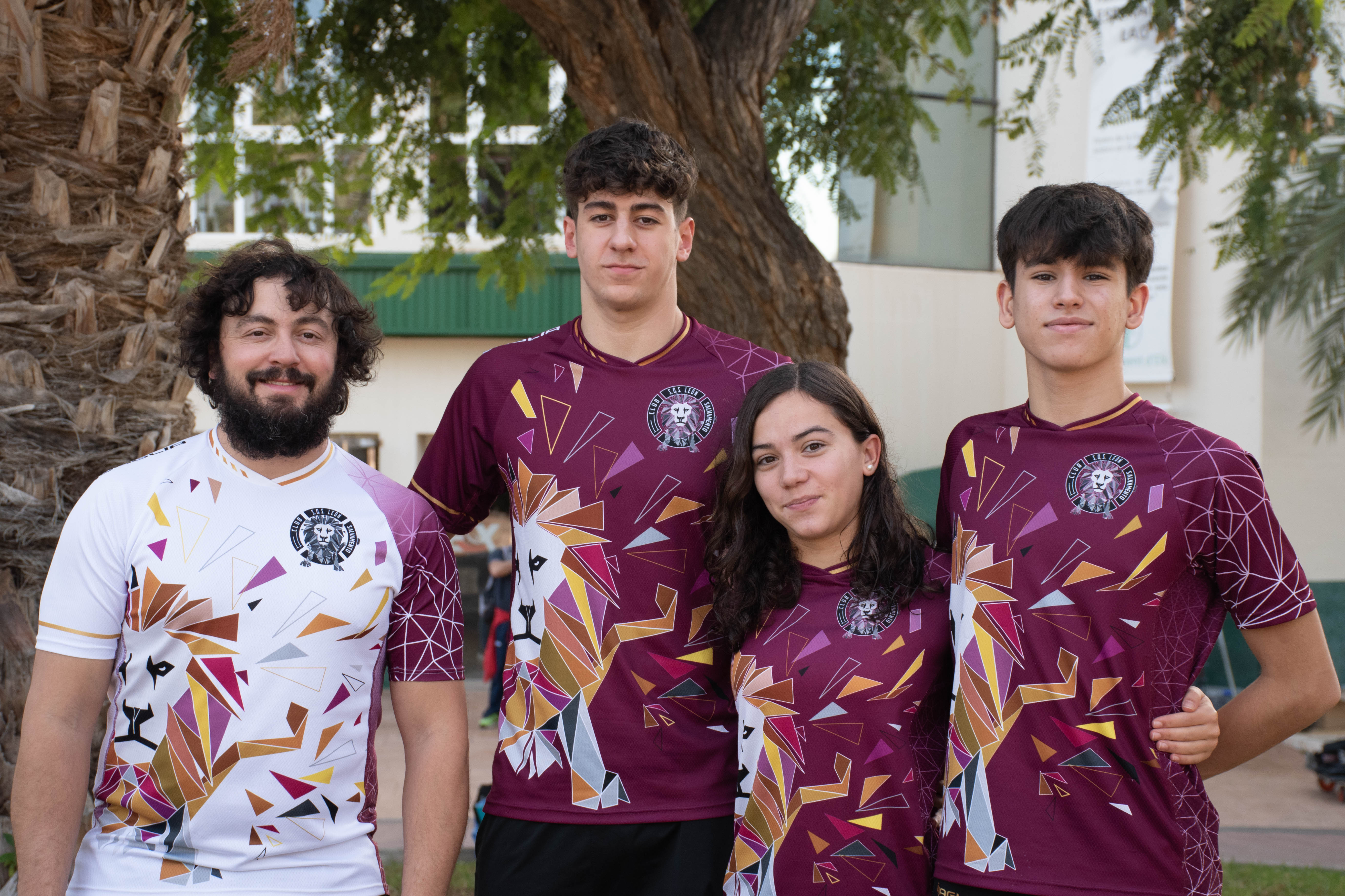 Técnico y plantilla del SOS León que disputó el II Campeonato Nacional. | LNC