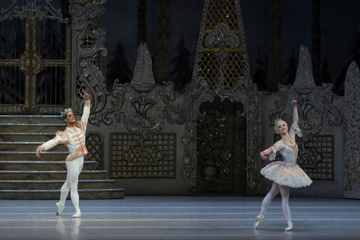 Imagen del célebre ballet de Chaikovski 'El Cascanueces'. | TRISTAM KENTON / ROH