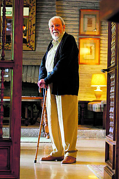 El escritor villafranquino Antonio Pereira. | CÉSAR ORDÓÑEZ (ICAL) El escritor villafranquino Antonio Pereira. | CÉSAR ORDÓÑEZ (ICAL)