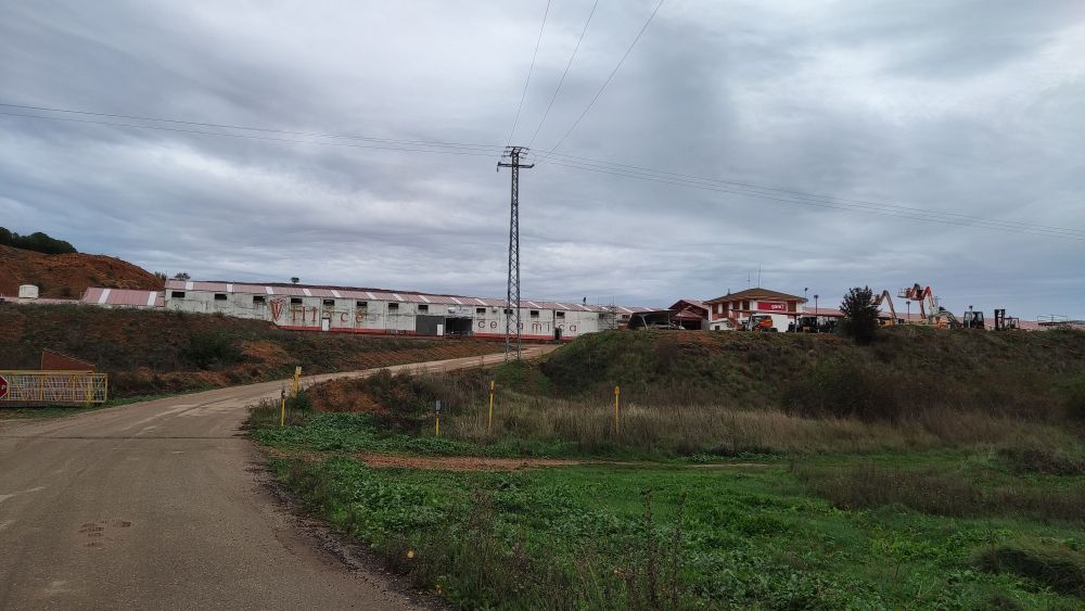 Vista de las instalaciones de la planta de refabricación Reviver, de Gam, en la localidad de Villacé. | A.R.