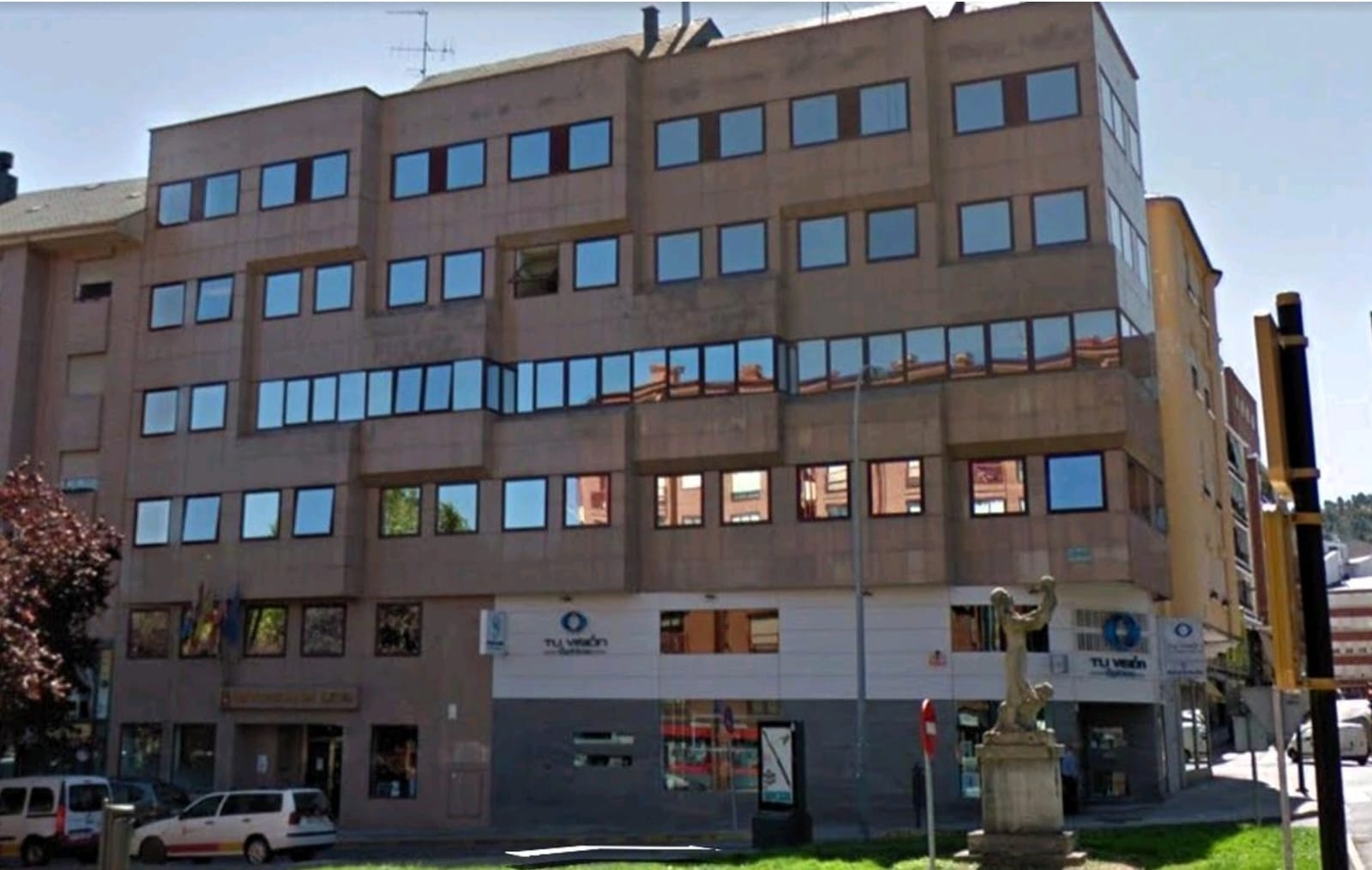 Sede de la Diputación en Ponferrada.