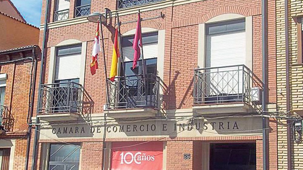Imagen del exterior de la Cámara de Comercio de Astorga. | L.N.C.