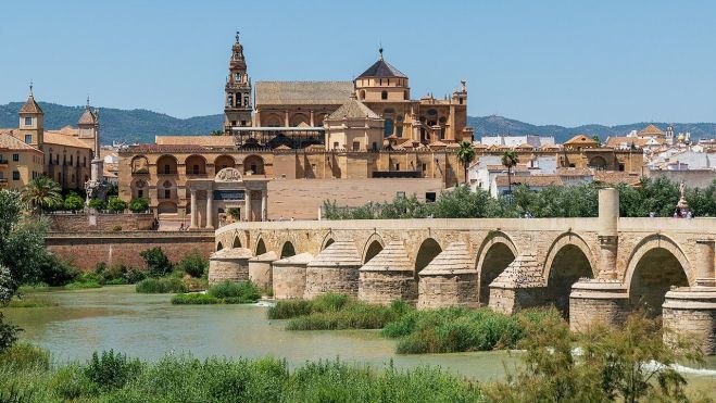 Conjunto histórico de Córdoba desde el Guadalquivir. | JOSÉ MARíA LIGERO