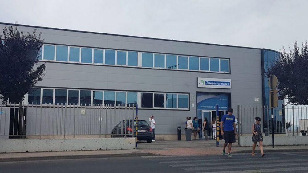 Edificio de la empresa Teleperformance de Ponferrada en una imagen de archivo. | L.N.C.