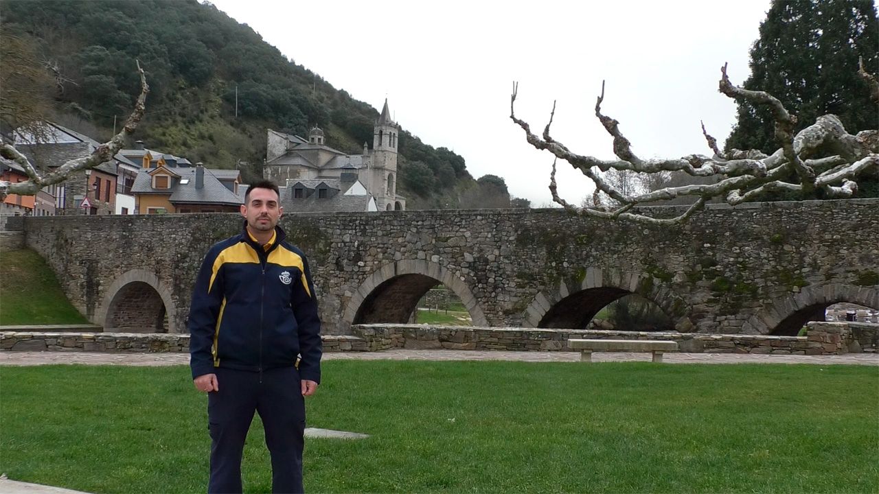 Jairo Fontal, cartero de Molinaseca.