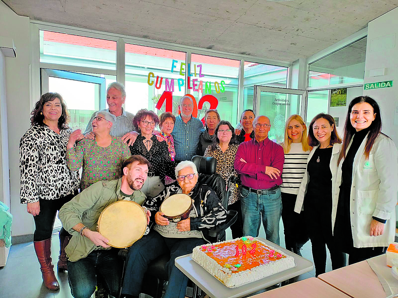 La centenaria festejó su cumpleaños acompañada por su familia en Sariegos. | L.N.C.