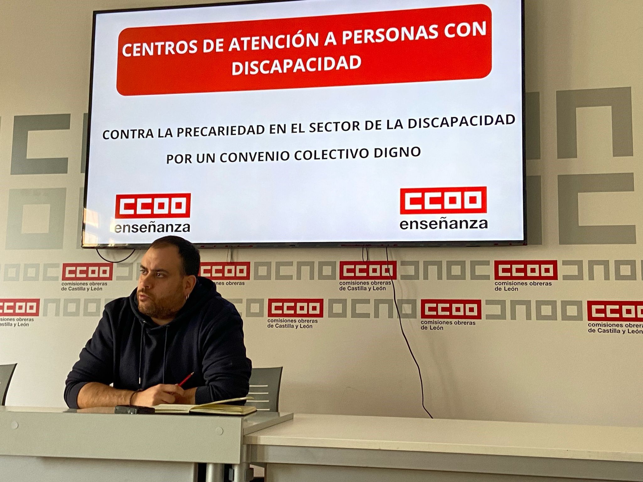 El responsable de enseñanza privada y servicios socioeducativos de CCOO en León, Iván Pastrián | L.N.C.