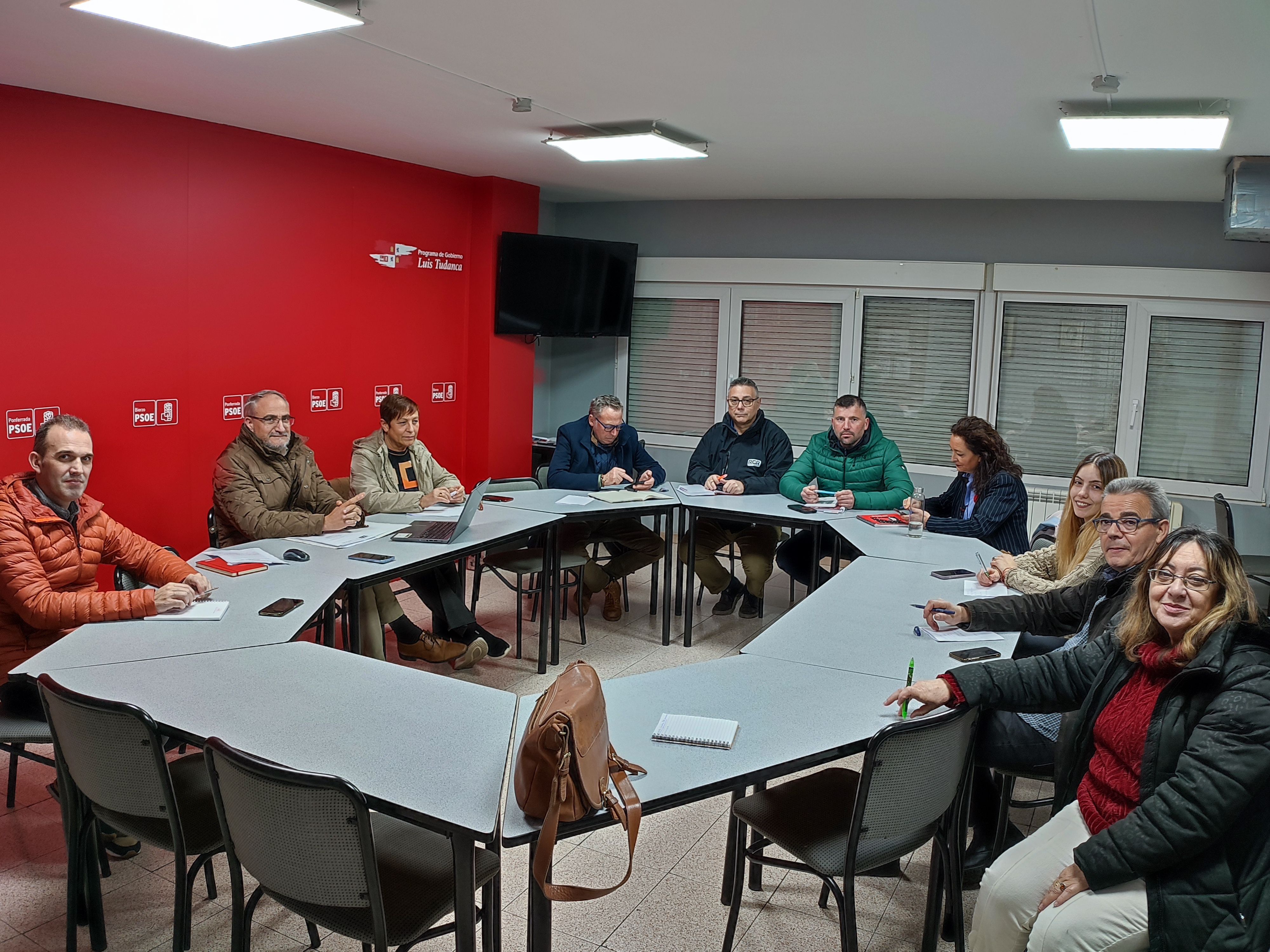 Reunión de la última Ejecutiva del PSOE en Ponferrada.