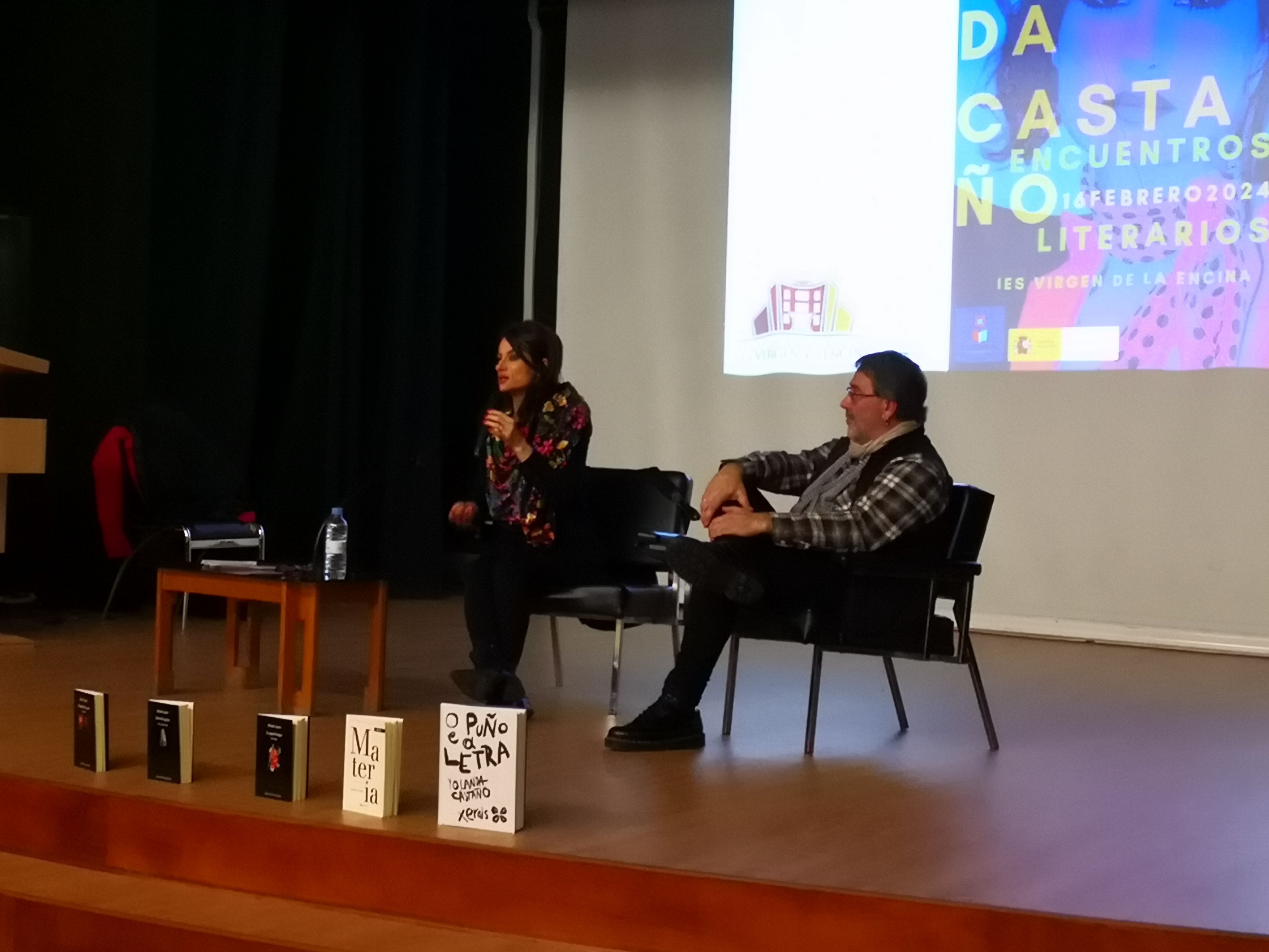 Encuentro de Yolanda Castaño con los alumnos.