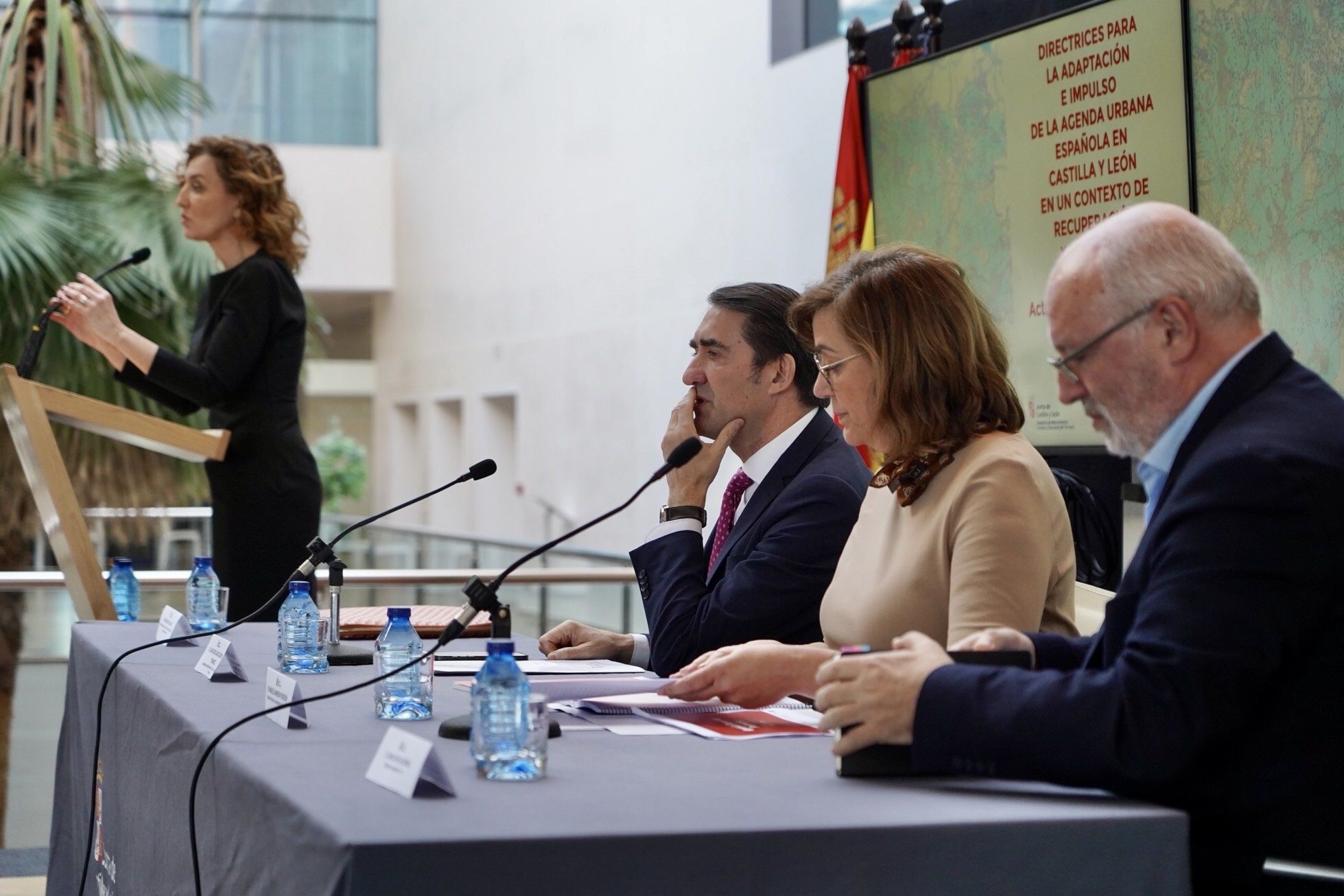 Quiñones durante la presentación de las directrices de la Agenda Urbana. | Leticia Pérez (Ical)
