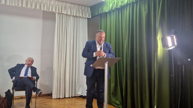 Álvarez Courel en las jornadas. Álvarez Courel en las jornadas.