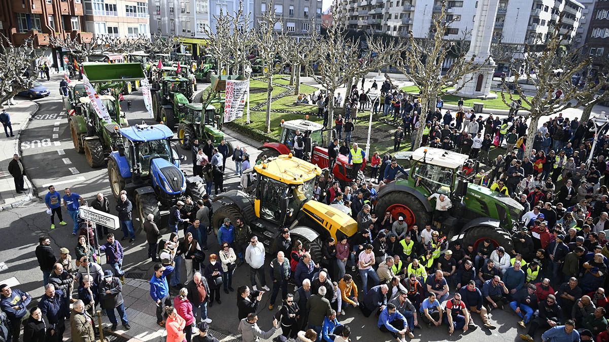  Una de las protestas protagonizadas a inicio de mes por la plataforma en la capital leonesa. | SAÚL ARÉN