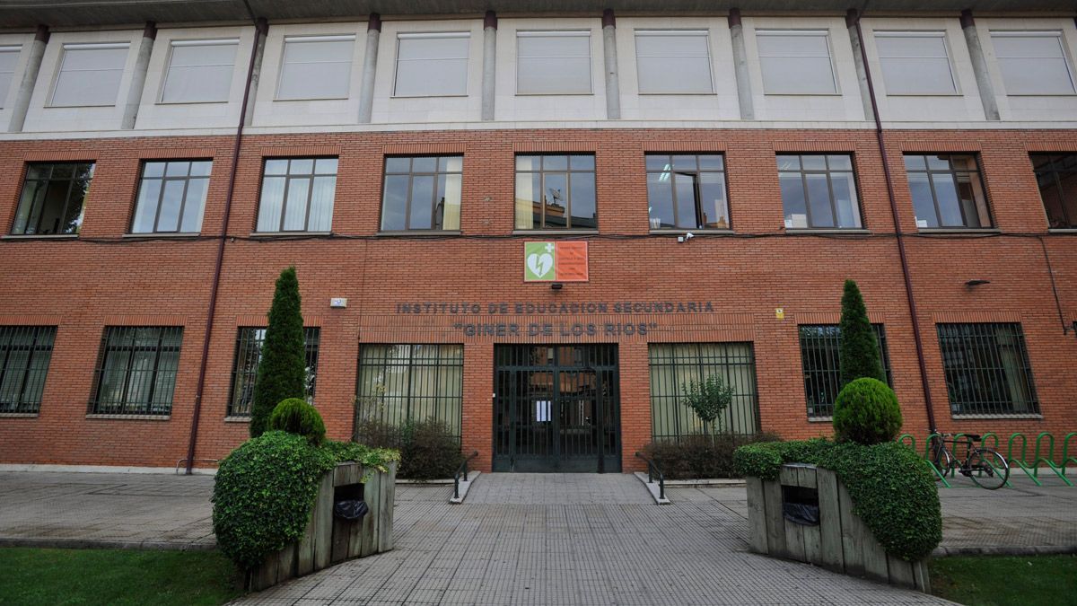 Instituto Giner de los Ríos de León. | L.N.C.