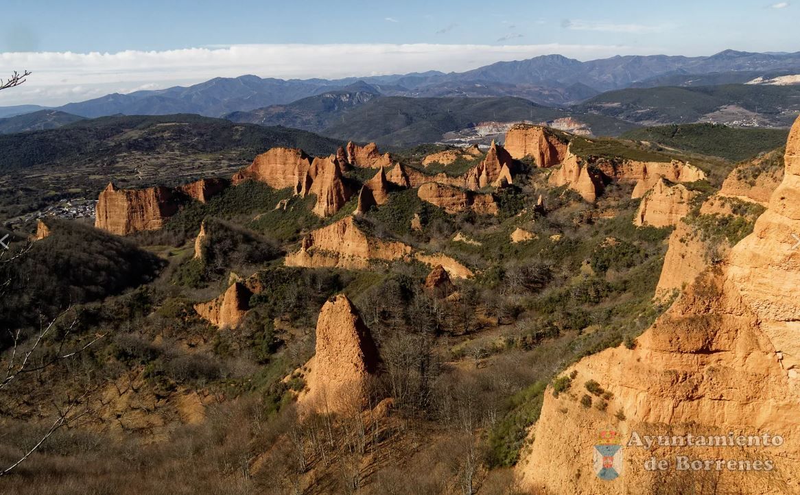 El PSOE de Borrenes se opone a la ordenanza que regulará el cobro en