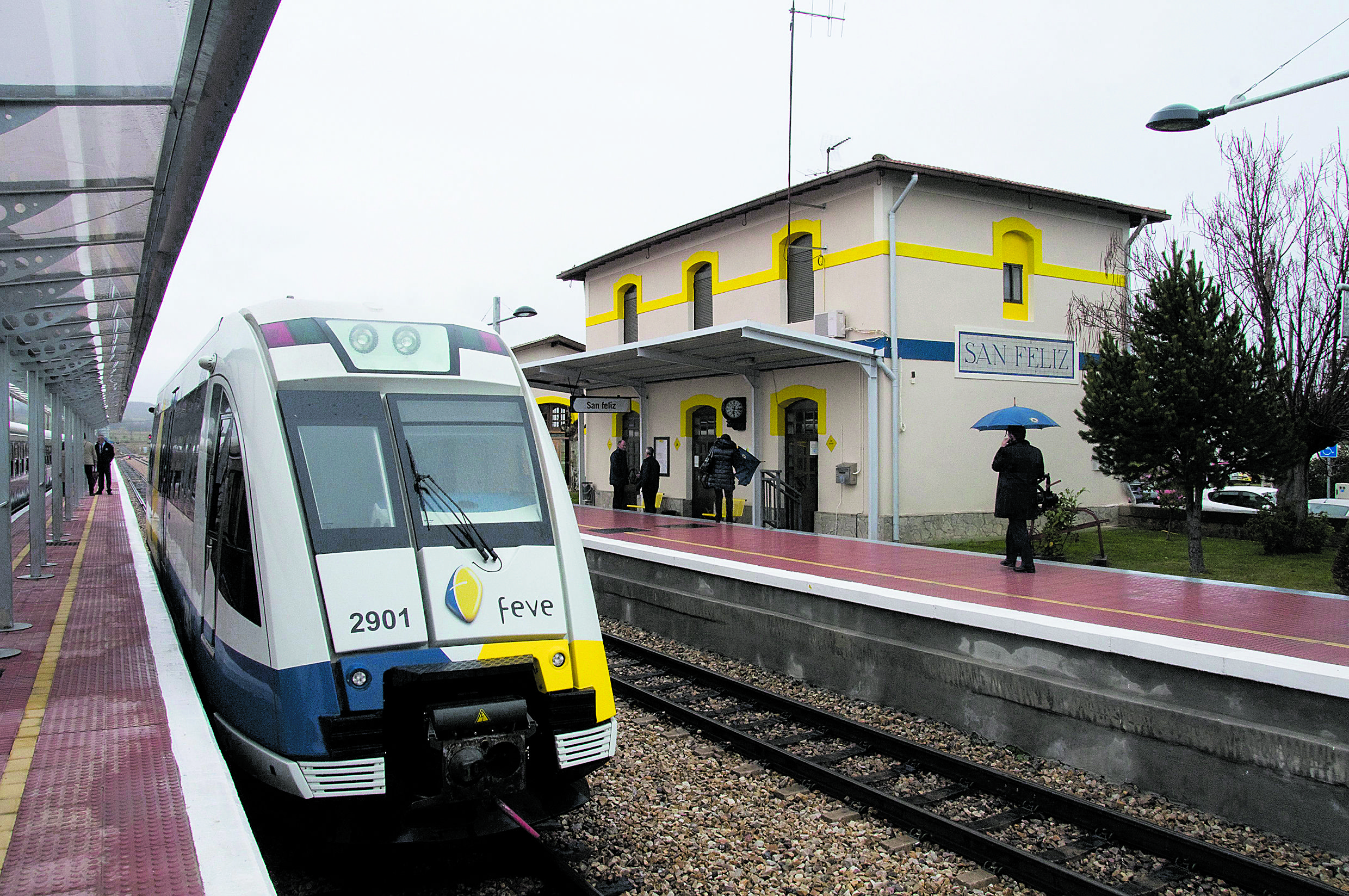 La estación de San feliz de Torío es una de las paradas por la provincia en el trayecto del Tren de la Robla, conocido también como el Hullero. | MAURICIO PEÑA