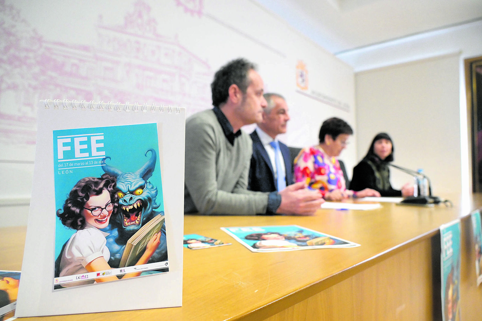 Héctor Escobar, Isidoro Martínez,Elena Aguado y Magali Labarta en la presentación de FEE. | MAURICIO PEÑA