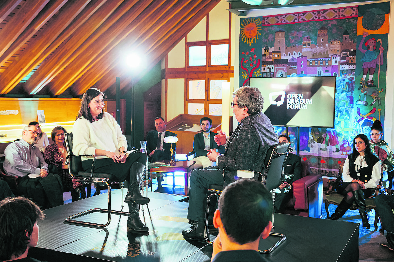 Carolina Miguel conversa con Juan Manuel Bonet. | FUNDOS Carolina Miguel conversa con Juan Manuel Bonet. | FUNDOS