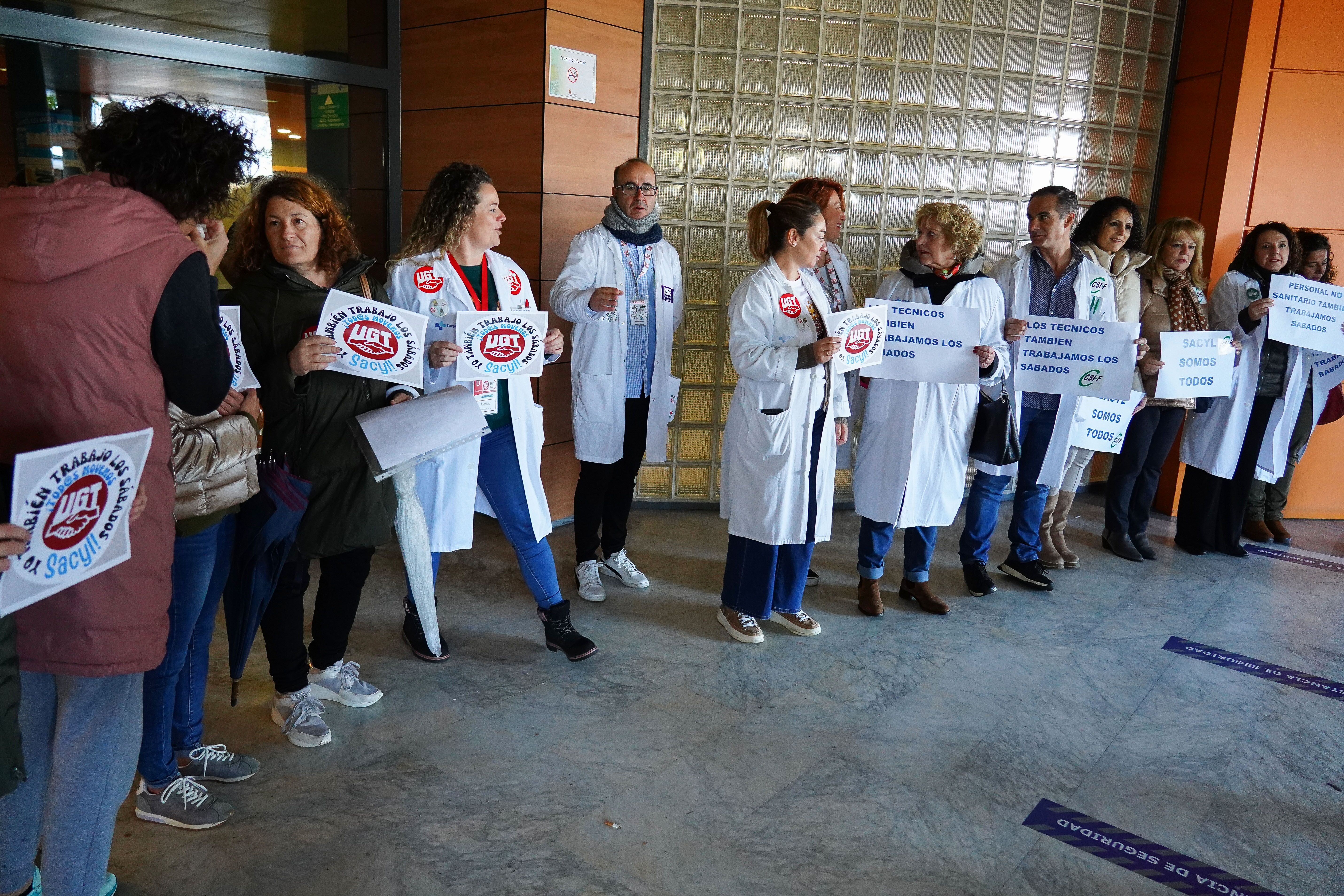  Imagen de archivo de una concentración del CSIF en el Hospital de León. | Campillo (Ical)