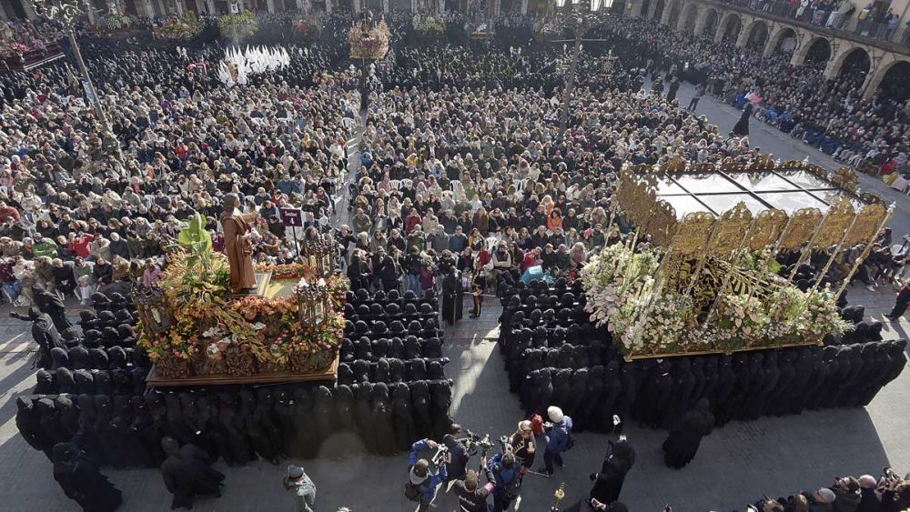 Encuentro del Viernes Santo en León, de archivo. | L.N.C.