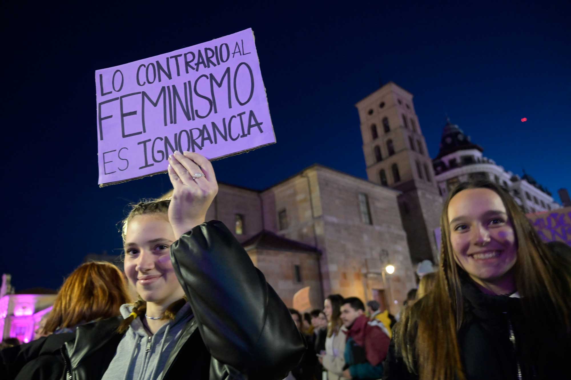 Una imagen del pasado 8M en la capital leonesa. | JESÚS F. SALVADORES