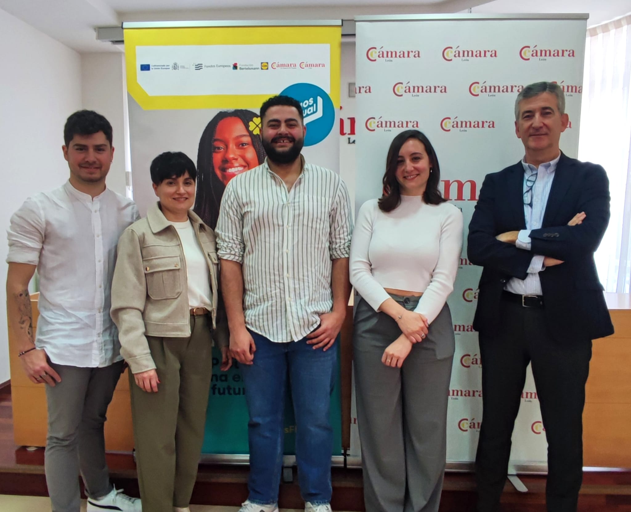 Participantes en el acto organizado en la Cámara de Comercio de León. | L.N.C.