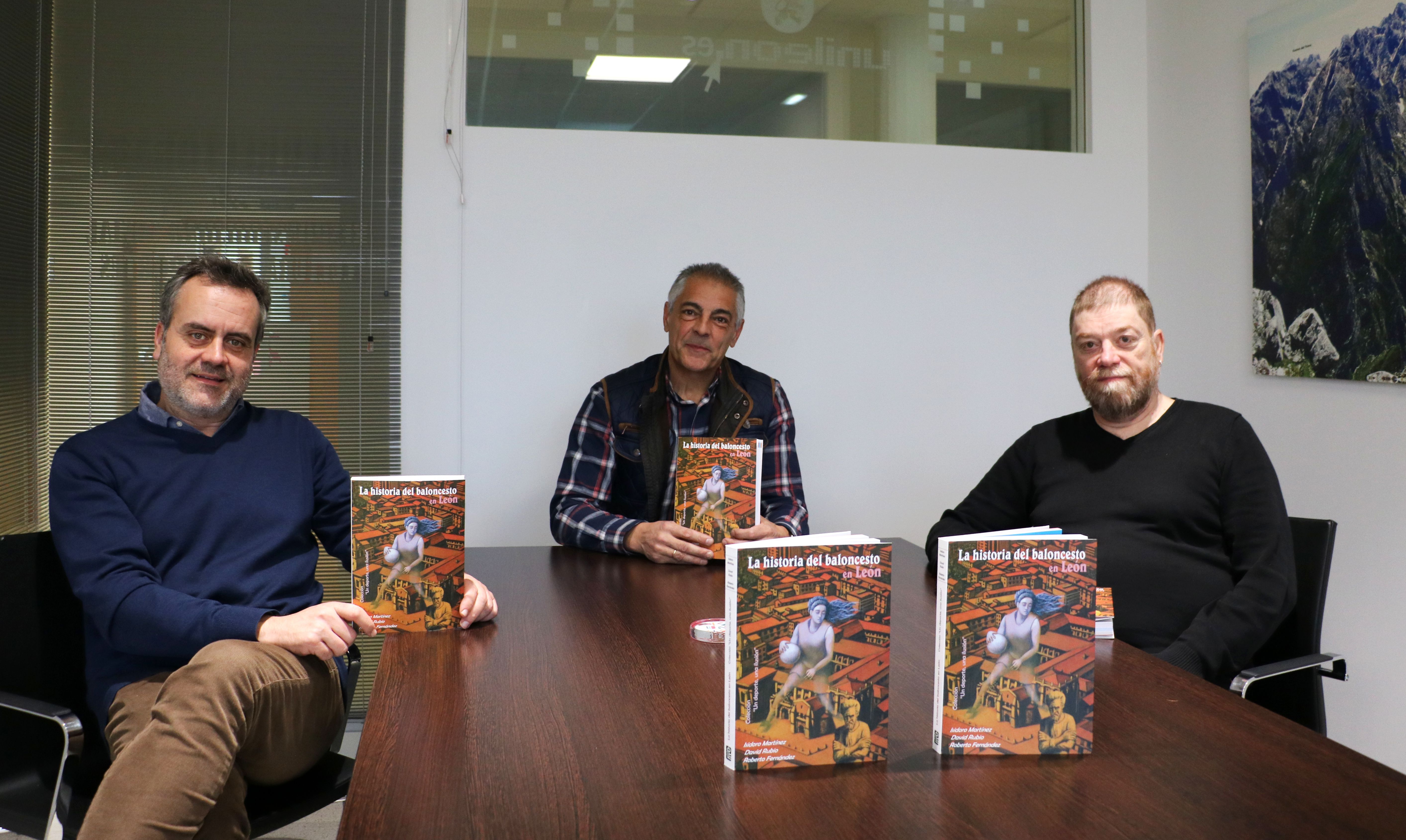 David Rubio, Isidoro Martínez y Roberto Fernández, autores del libro. | L.N.C.