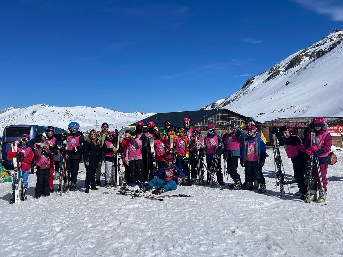 El programa está dividido en tres bloques: Escuelas de invierno, Un día en la nieve, y Nieve para municipios de la zona. | L.N.C.