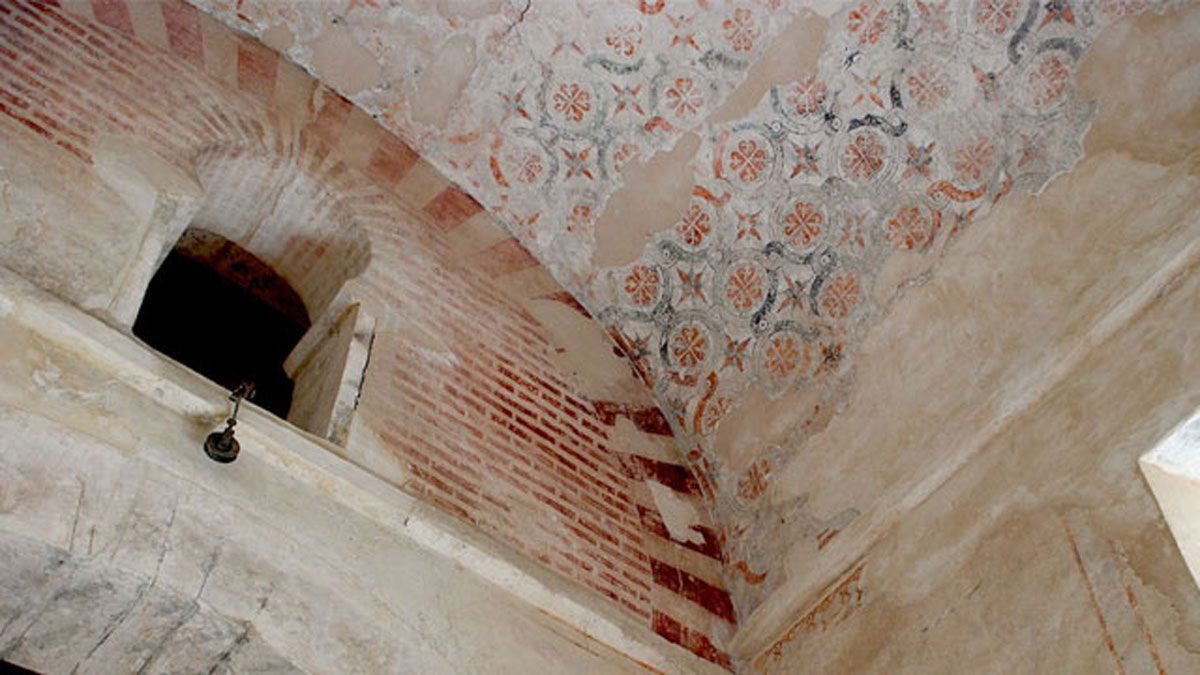 Pinturas que serán restauradas en el techo de la iglesia. | Escuela Patrimonio