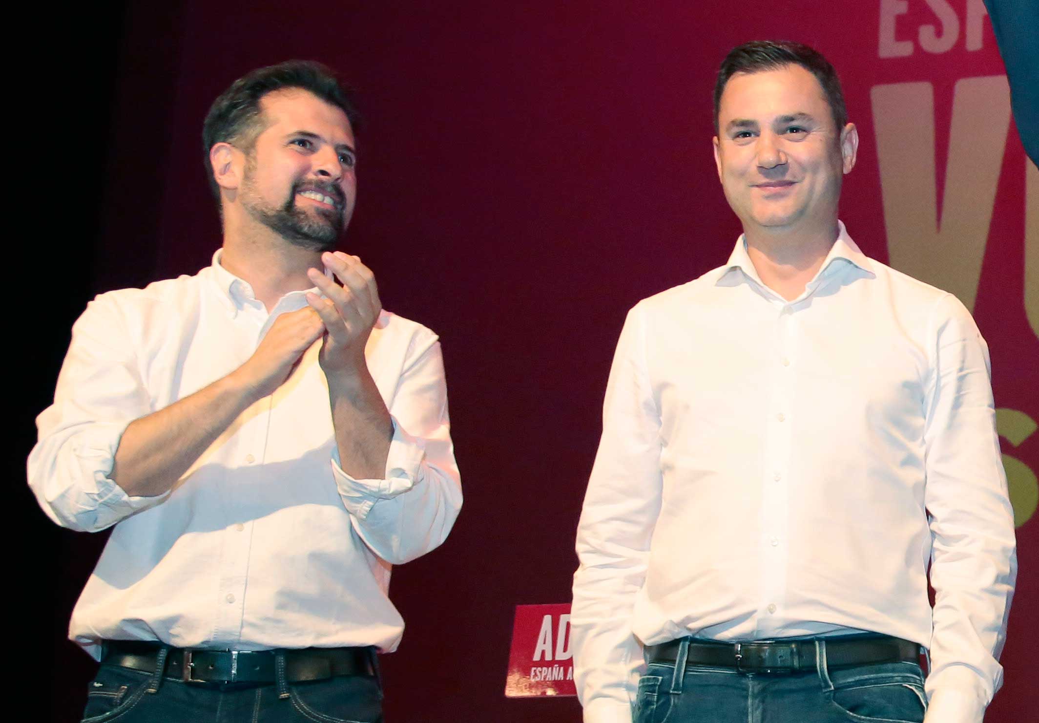 Luis Tudanca y Javier Alfonso Cendón en un acto en León el pasado 2023. | CAMPILLO (ICAL)