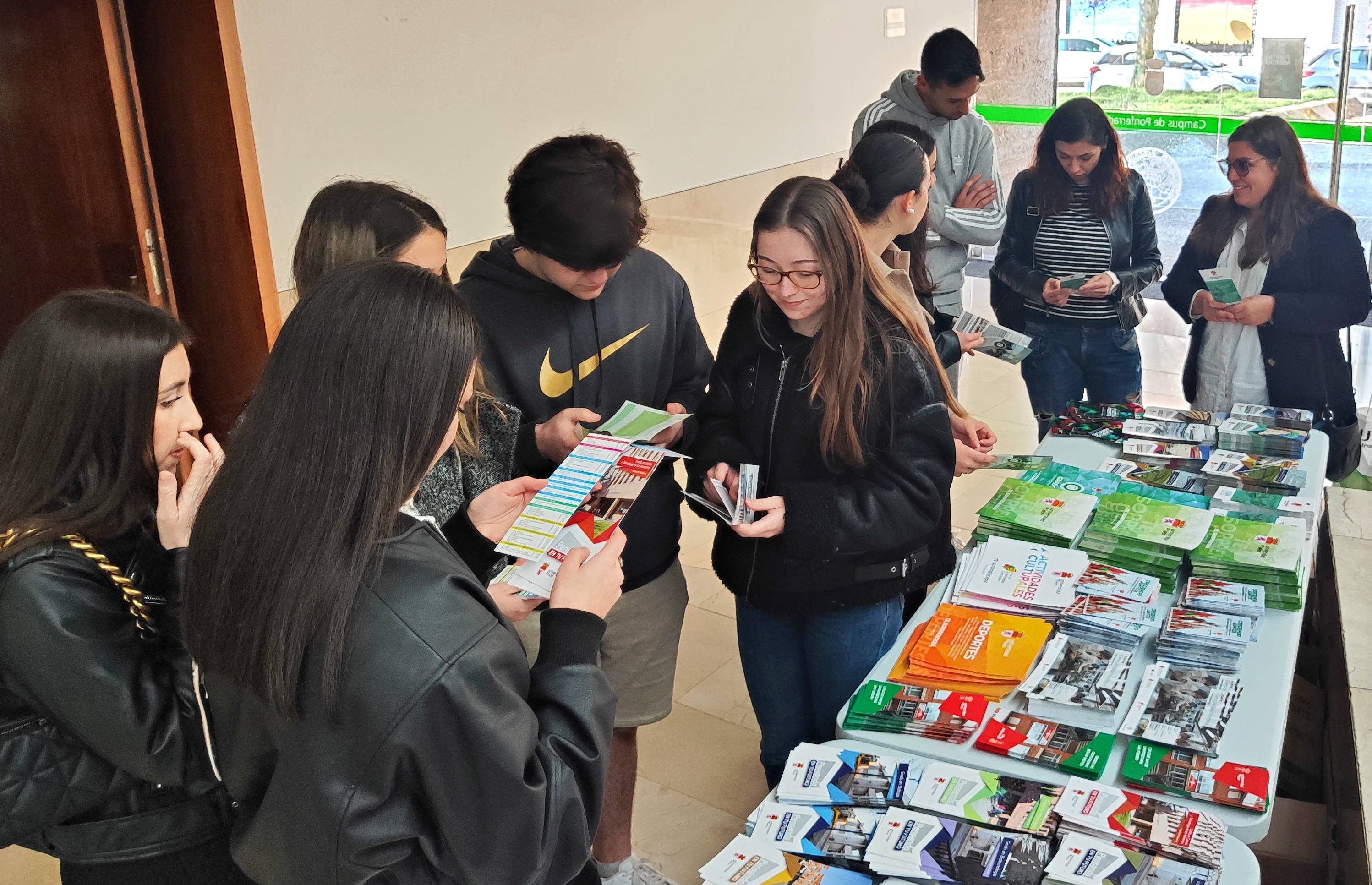 Jornada de puertas abiertas en Ponferrada.