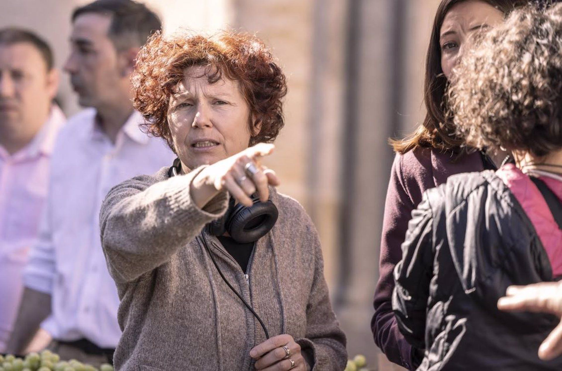 La directora Icíar Bollaín en el rodaje en Zamora de ‘Nevenka’. | E.P.