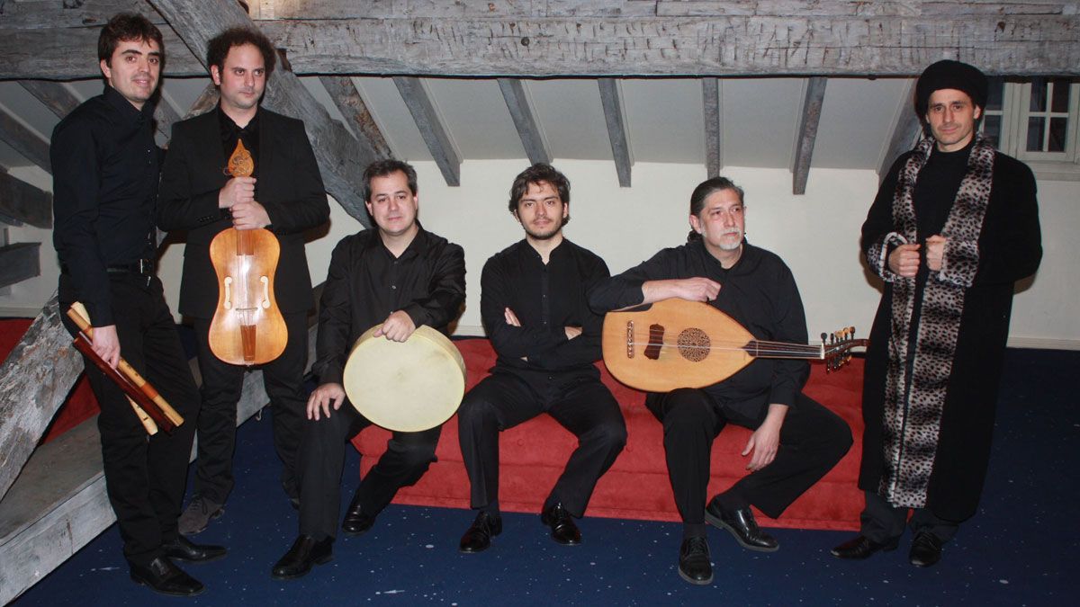 El leonés Alejandro Villar, primero a la izquierda, junto al resto de componentes del ensemble Eloqventia, que este miércoles acude al Auditorio Ciudad de León dentro del XIII ciclo de músicas históricas. | CNDM