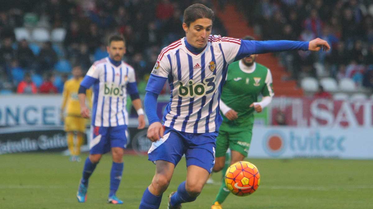 Berrocal, con el balón en el partido ante el Leganés. | CÉSAR SÁNCHEZ