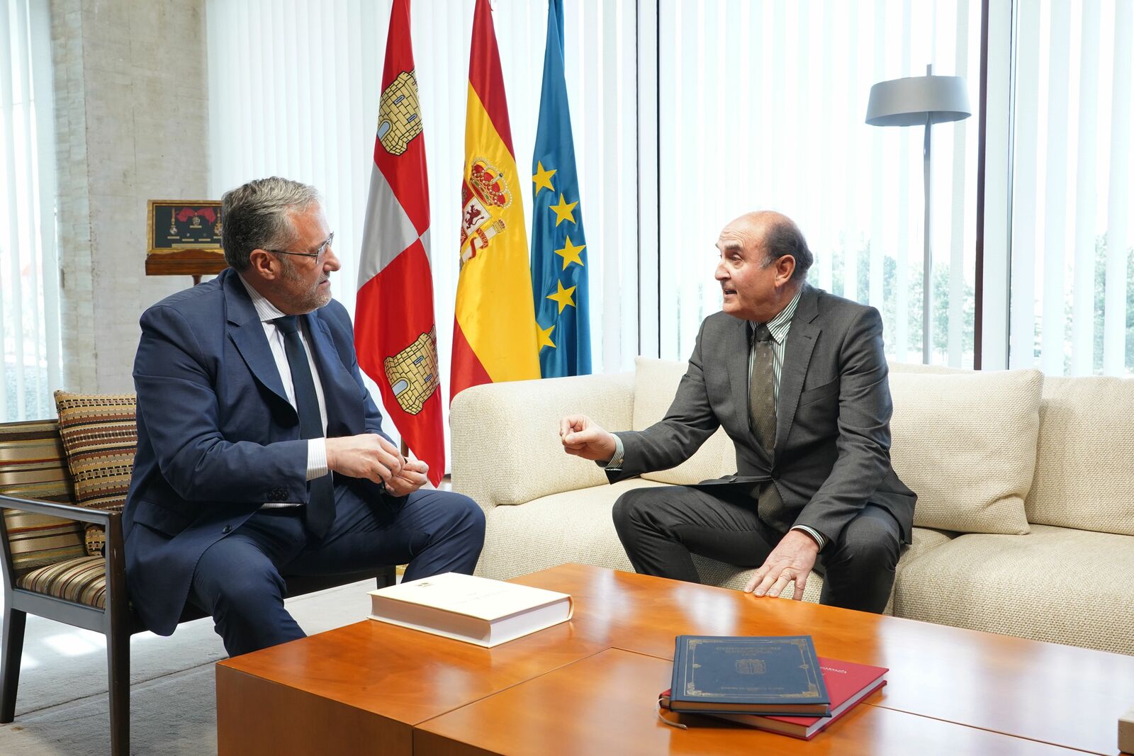 Carlos Pollán recibió ayer a Tomás Quintana en Valladolid. | ICAL