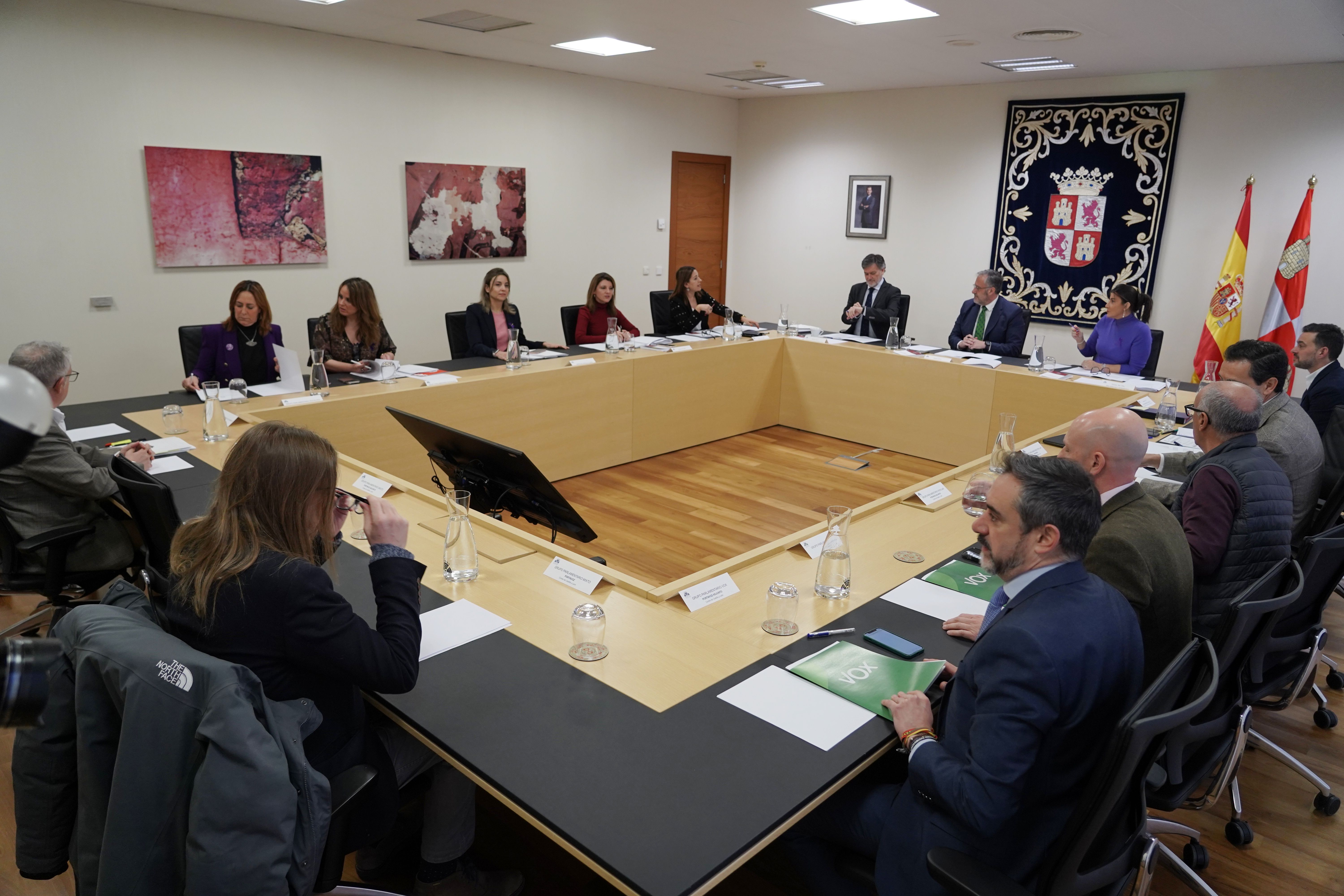 Una reunión de la Junta de Portavoces de las Cortes autonómicas. | Ical