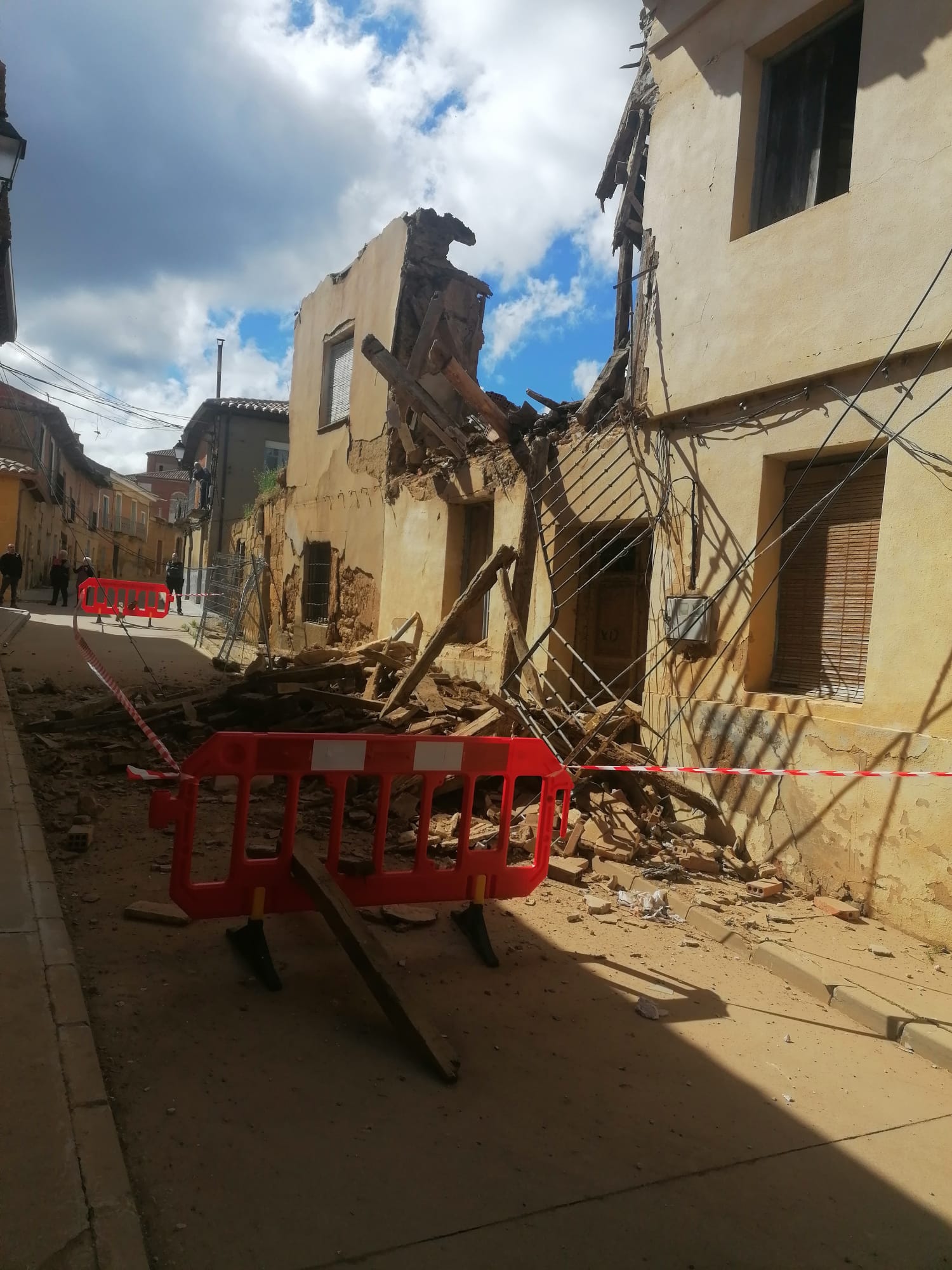 Estado en el que quedó la vivienda de la calle San Isidro tras el derrumbe, | L.N.C.