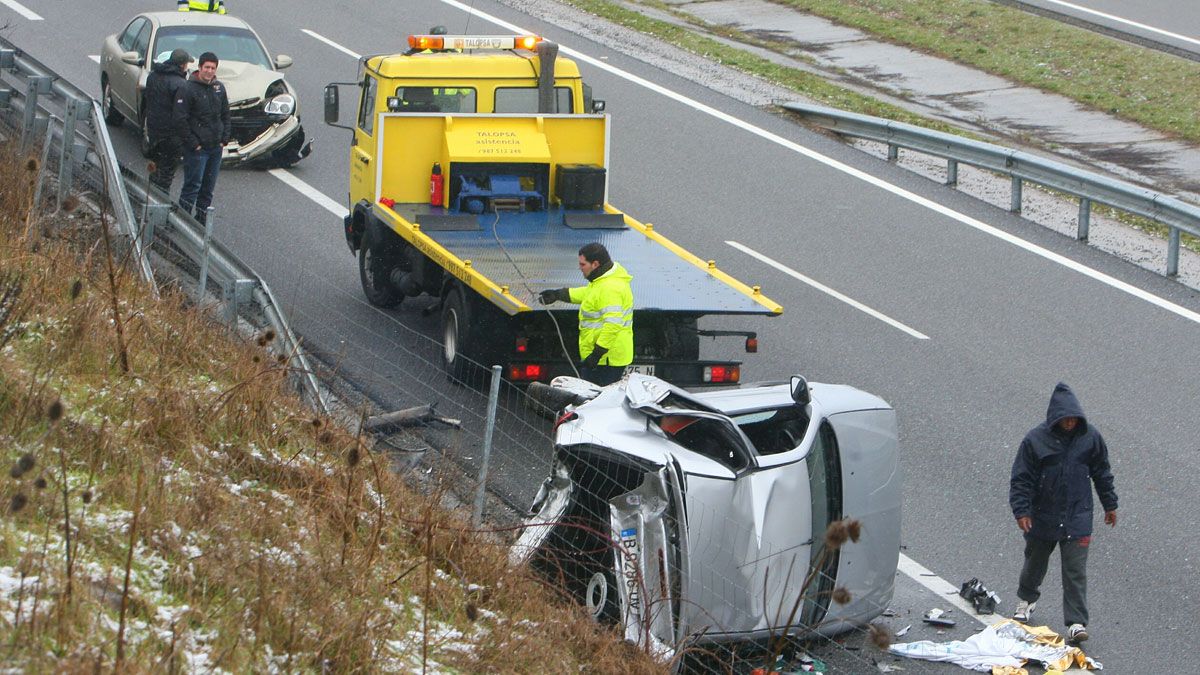El accidente, con dos vehículos implicados, tuvo lugar a las 11:00 horas de este lunes. | César Sánchez (Ical)