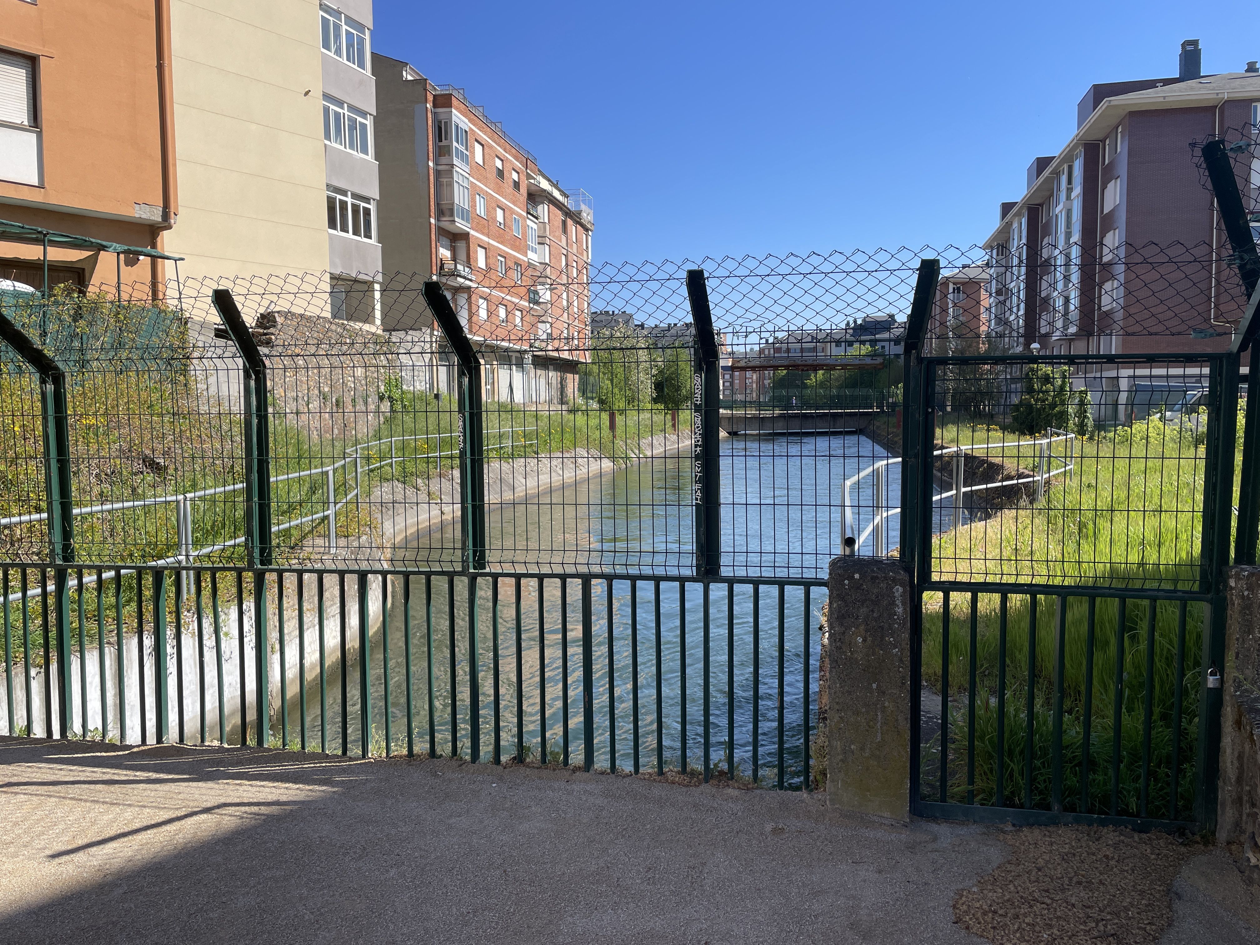 Canal de Cornatel en Ponferrada. | Javier Fernández