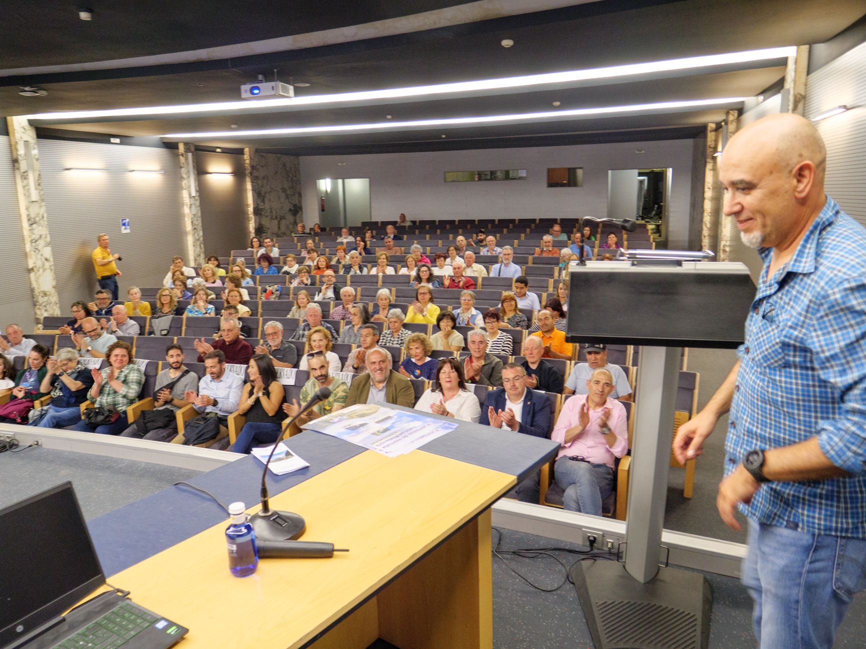 Marce Fernández en la presentación de su audiovisual en las V Jornadas de