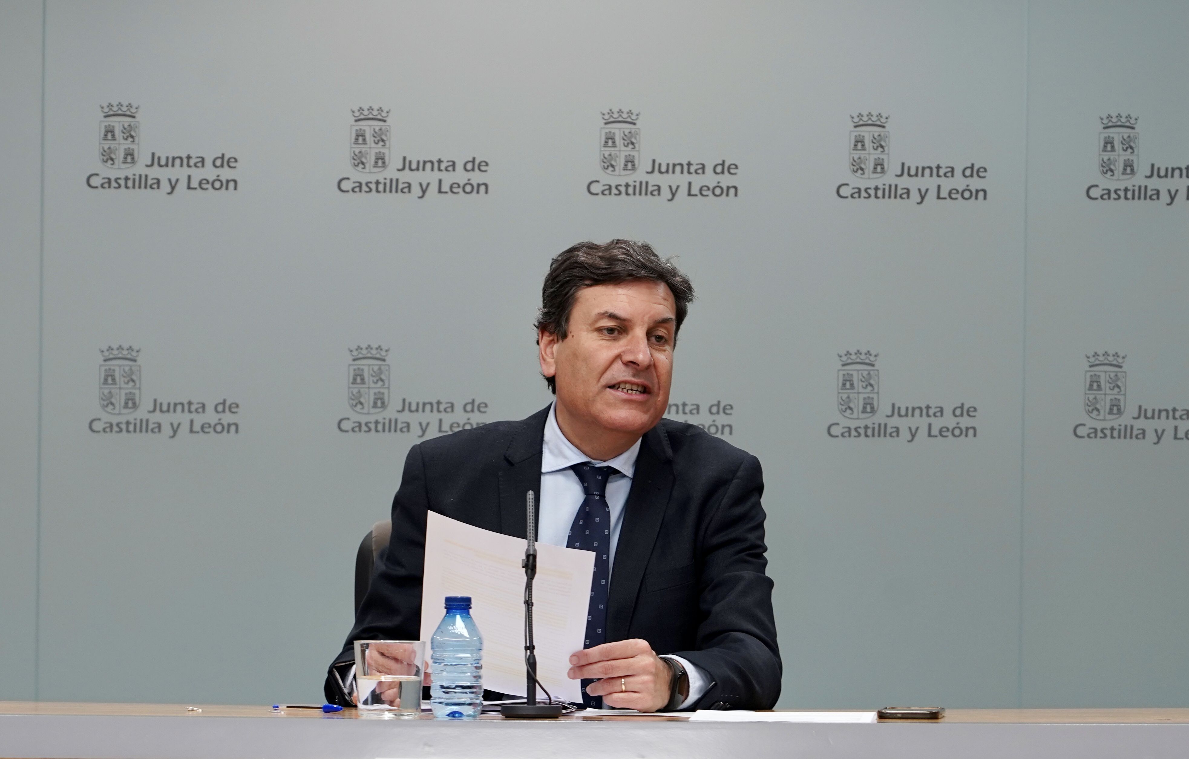Carlos Fernández Carriedo en la rueda de prensa posterior al Consejo de Gobierno. | MIRIAM CHACÓN (ICAL)