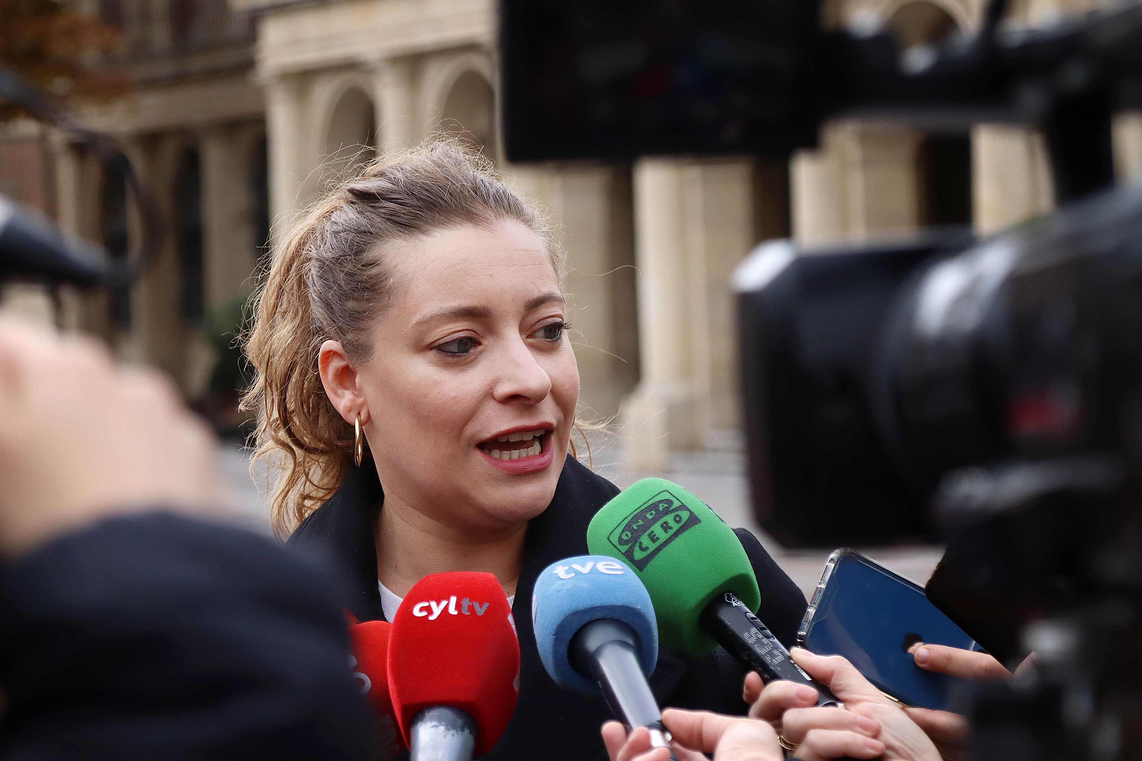 Ester Muñoz durante una comparecencia en León. | PEIO GARCÍA (ICAL)