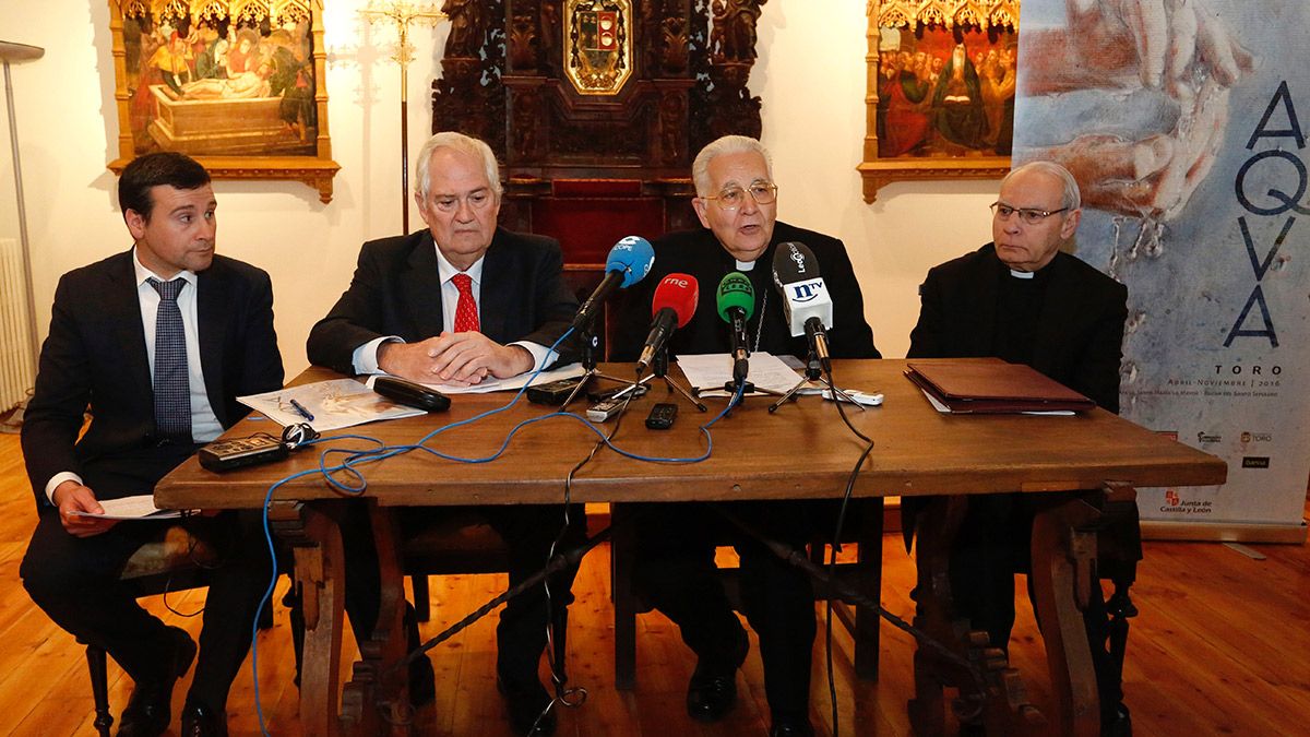 La Fundación 'Las Edades del Hombre' y la Diócesis de León presentan la exposición Aqva de Las Edades del Hombre y la aportación que la Diócesis leonesa hará a esta muestra. | ICAL La Fundación 'Las Edades del Hombre' y la Diócesis de León presentan la exposición Aqva de Las Edades del Hombre y la aportación que la Diócesis leonesa hará a esta muestra. | ICAL
