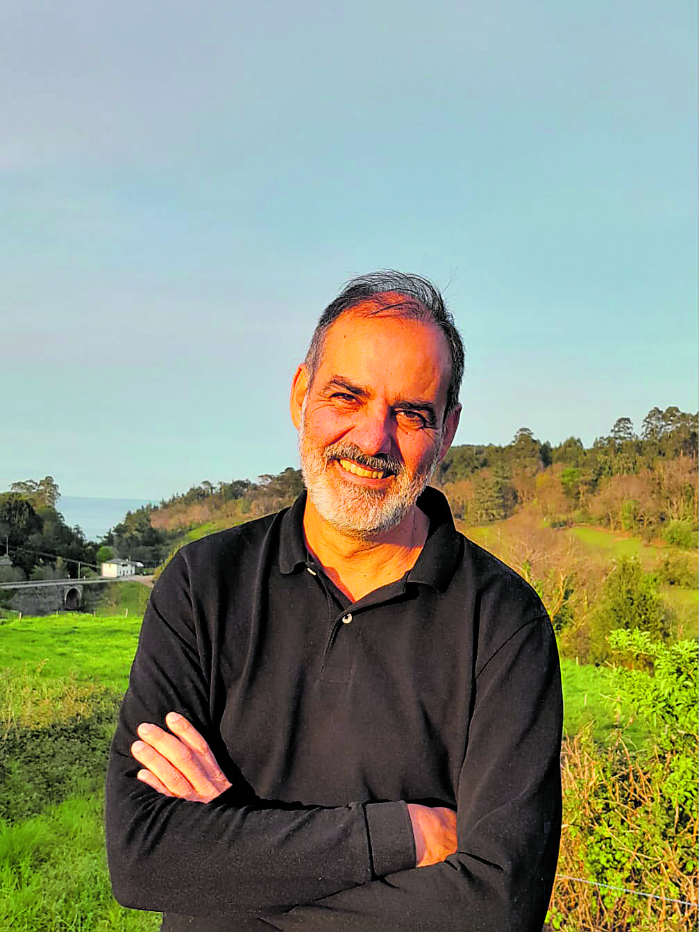 El escritor Fernando Méndez Germain.