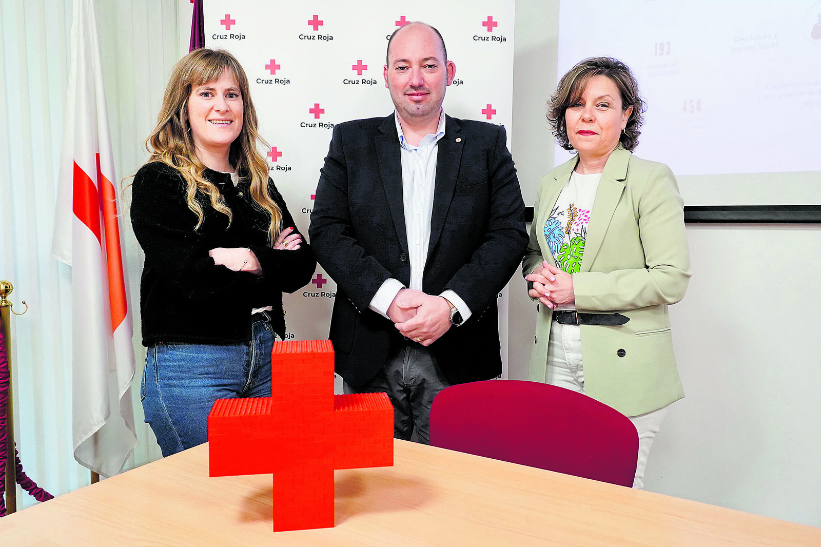 Daniel Hernández, Marta Cuesta y Nuria Lozano en la presentación. | CAMPILLO (ICAL)