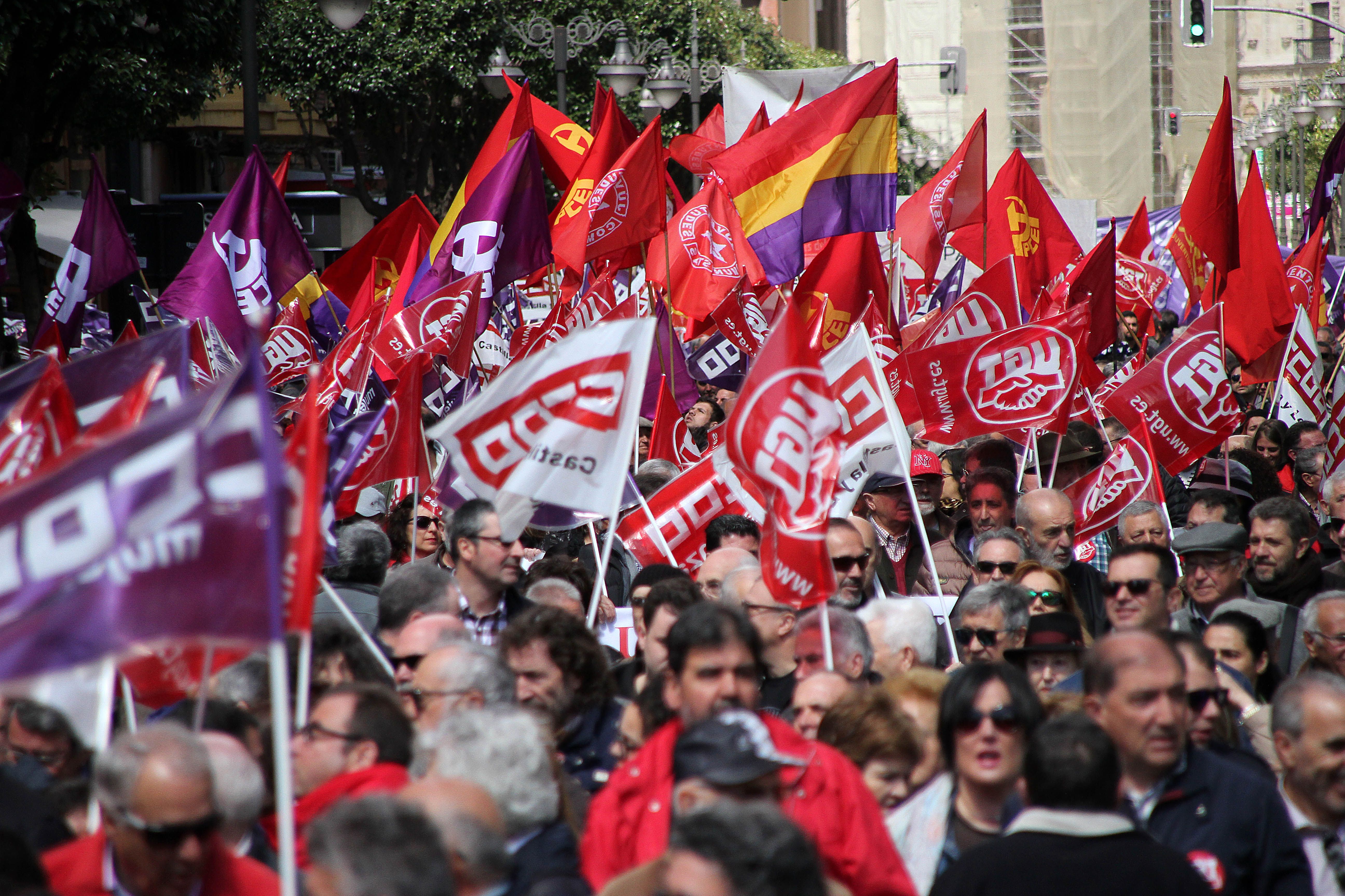 Imagen de archivo de una manifestación del 1 de mayo en León. | CAMPILLO (ICAL)