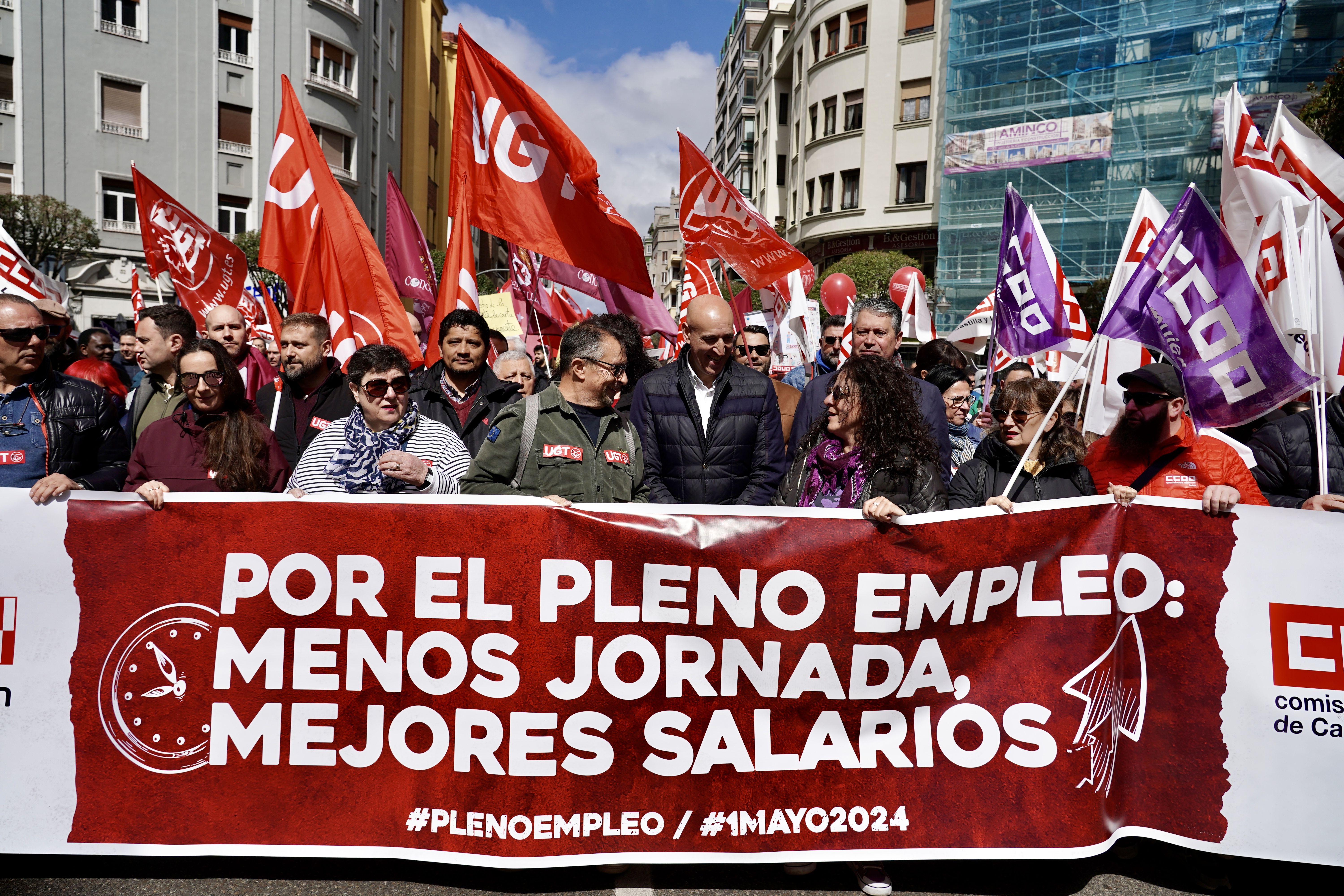 Cabecera de la manifestación organizada por el Primero de Mayo en León. | CAMPILLO (ICAL)