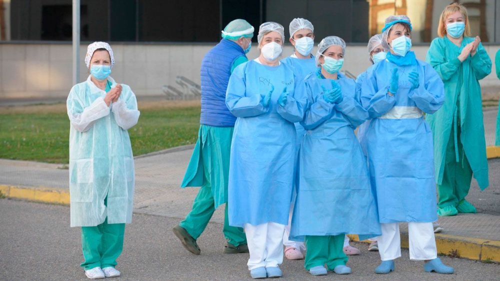 Enfermeras de León durante la pandemia. | MAURICIO PEÑA
