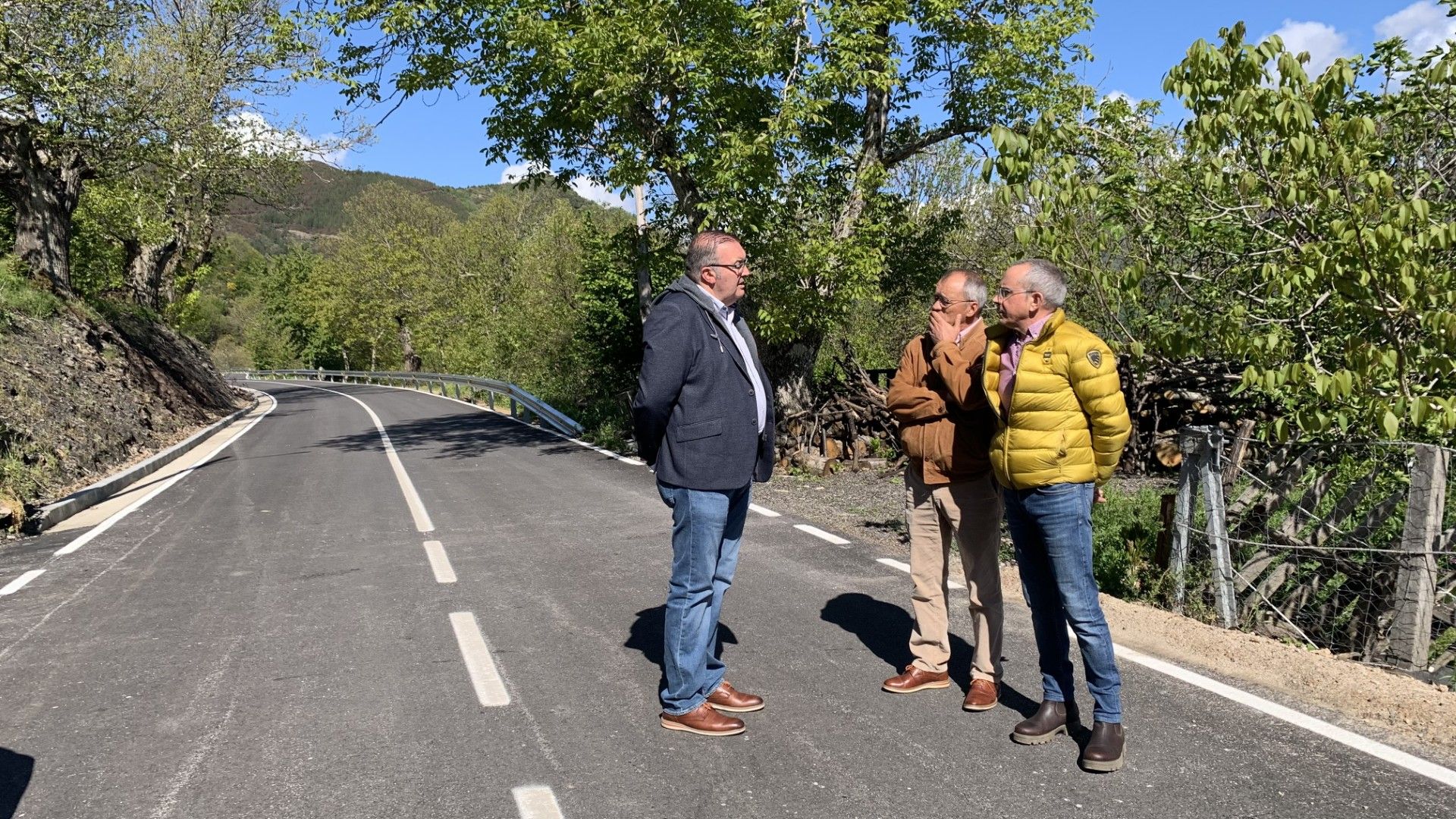 Visita a la carretera de Santo Tirso.