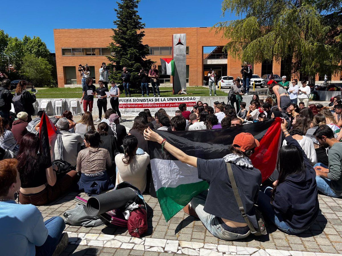 Acampada este martes en la Universidad Complutense de Madrid para protestar por la actuación israelí en Gaza. | EUROPA PRESS